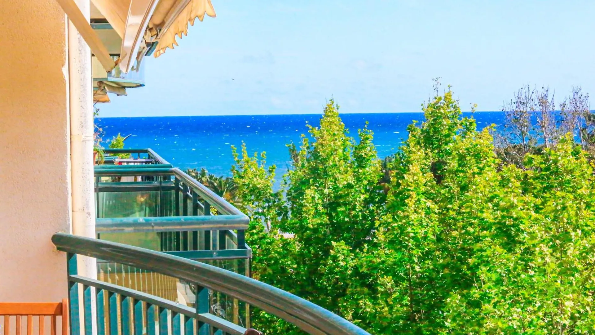 Litoral Costa Dorada - Aiguadolc Only Families Apartment Cambrils